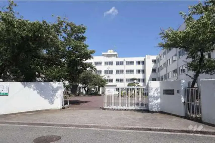 4LDK住宅 高槻市 大阪府 (2)