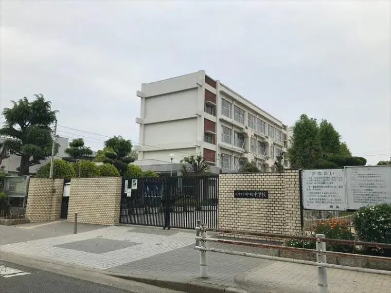 Propiedad 4LDK en la ciudad de Amagasaki, Prefectura de Hyogo (33)
