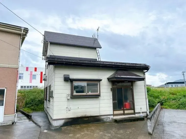 Akiya in 湯沢市