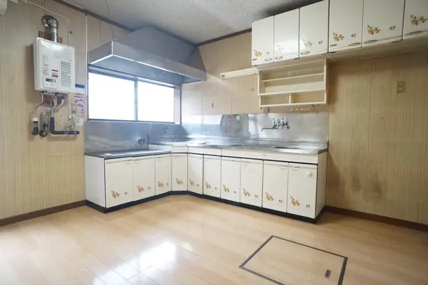 Niigata Prefecture, Shibata City 7DK Property (10)