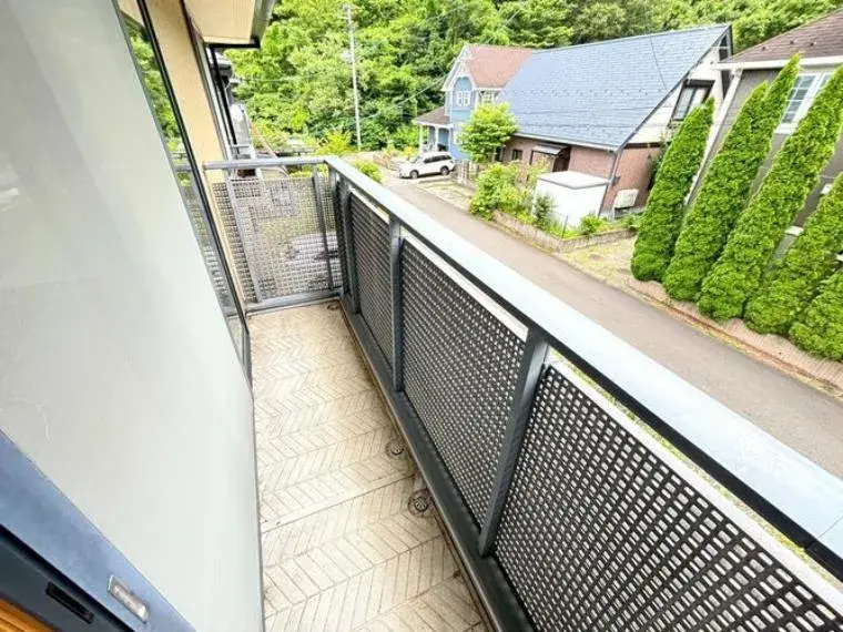 Slide 3