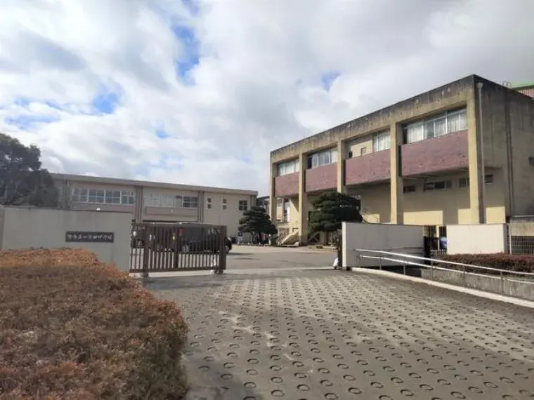 4LDK Tsu City Mie Prefecture (8)