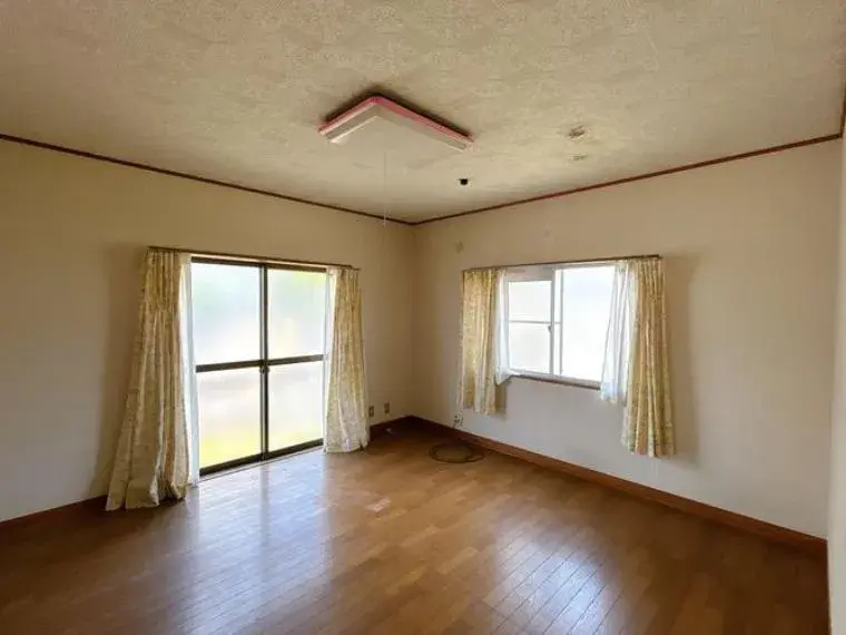 5LDK Imabari City Ehime Prefecture (11)
