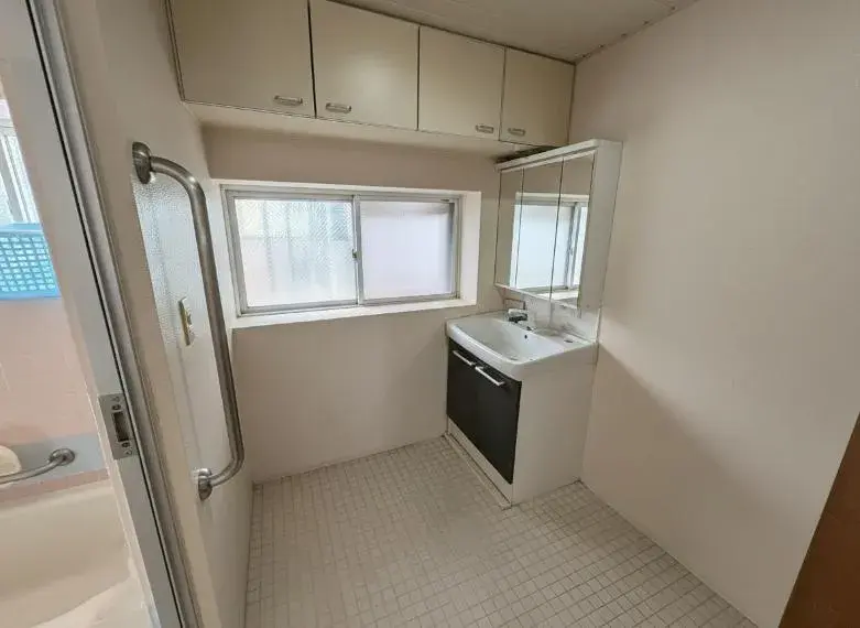 4LDK Property Tomigusuku City Okinawa Prefecture (17)