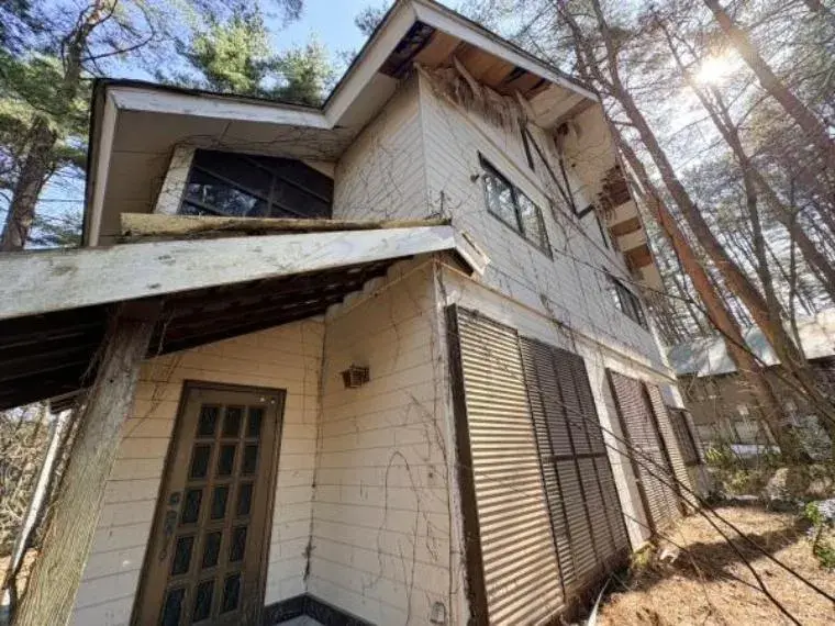 Akiya in Hoki Town