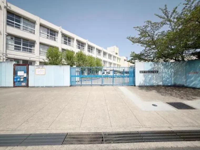 4LDK Property Hirakata City Osaka Prefecture (2)