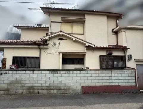 Akiya in Habikino