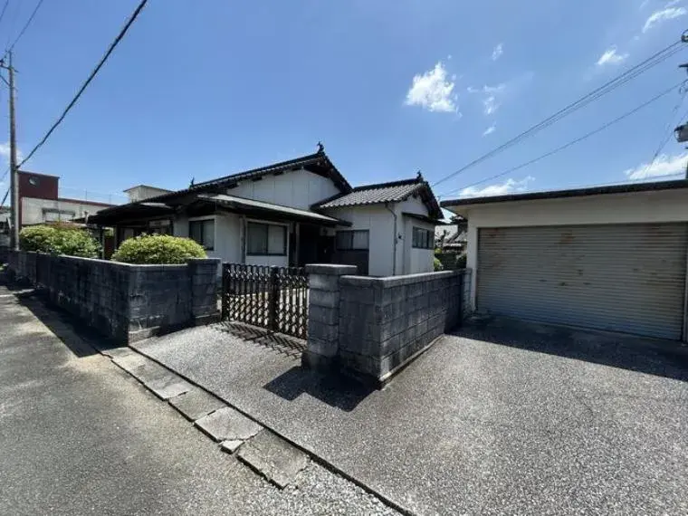 Akiya in Tagawa