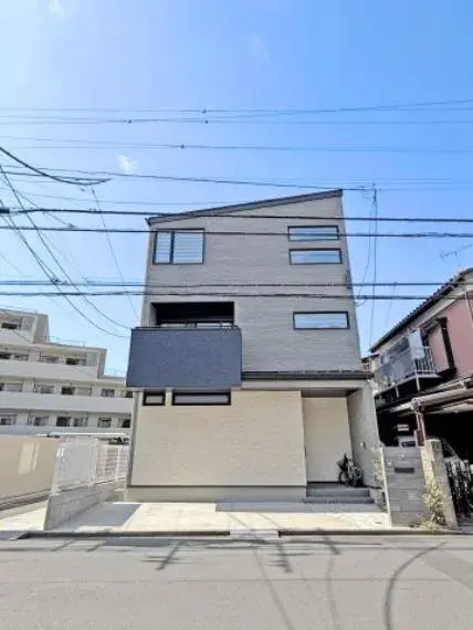 Akiya in Kawasaki
