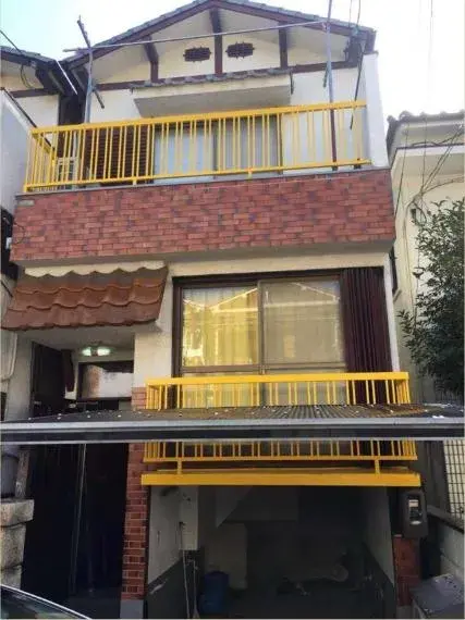 Akiya in Osaka