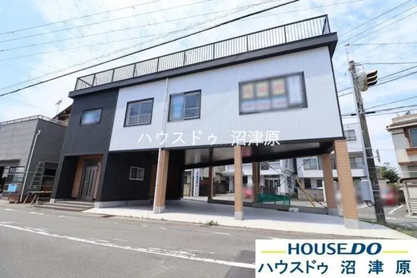 Akiya in Numazu