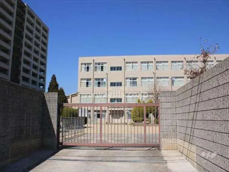 عقار 4LDK مدينة تاكاتسوكي محافظة أوساكا (3)