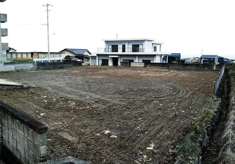 Akiya in Kamiukena County