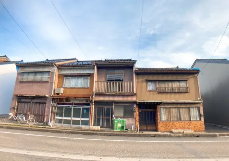 Akiya in Takaoka