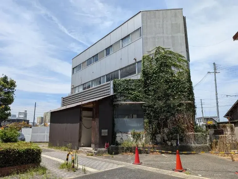 Akiya in Osaka