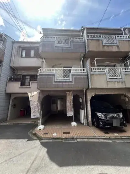 Akiya in Osaka