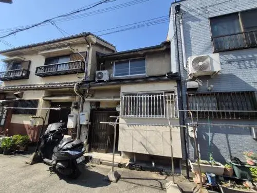 Akiya in Osaka