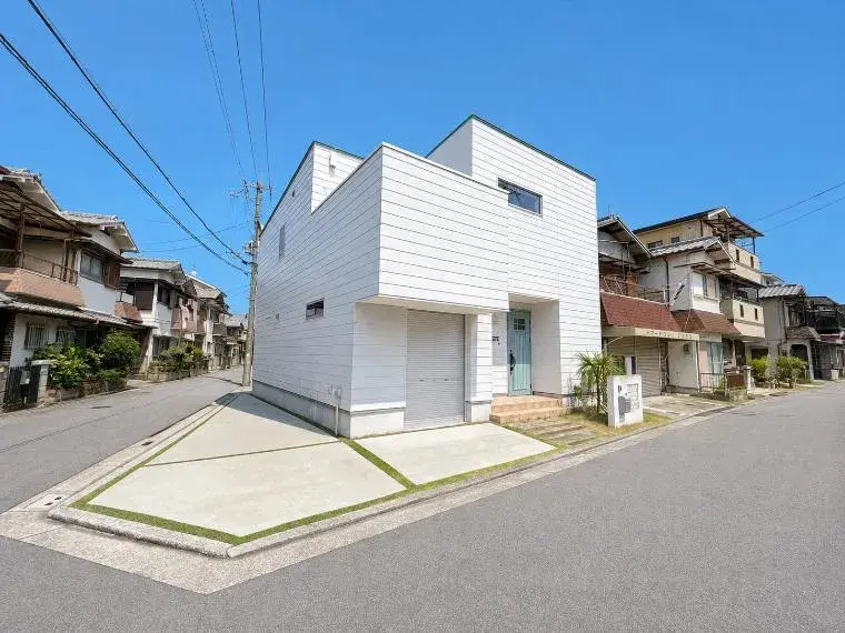 Akiya in Osaka