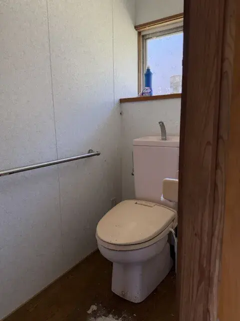 Slide 4