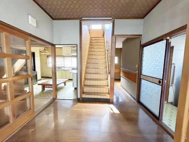 Propiedad 5DK en la ciudad de Hirakawa, Prefectura de Aomori (6)
