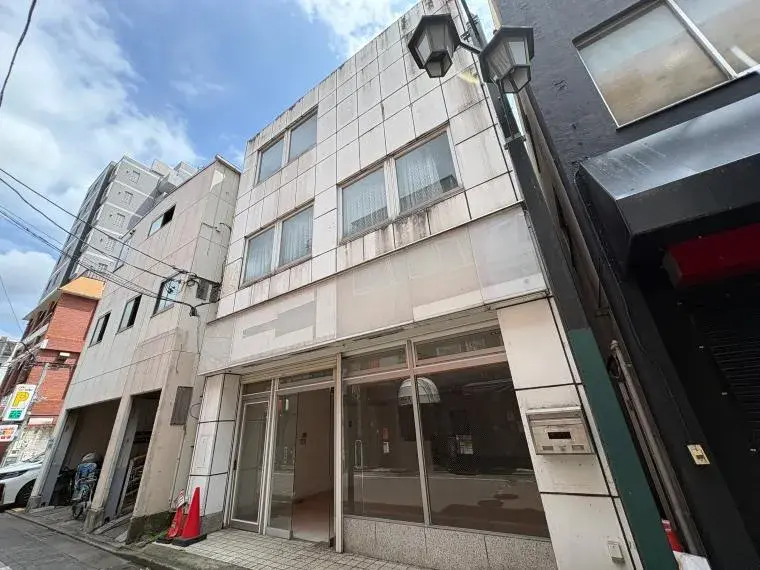 Akiya in 葛饰区