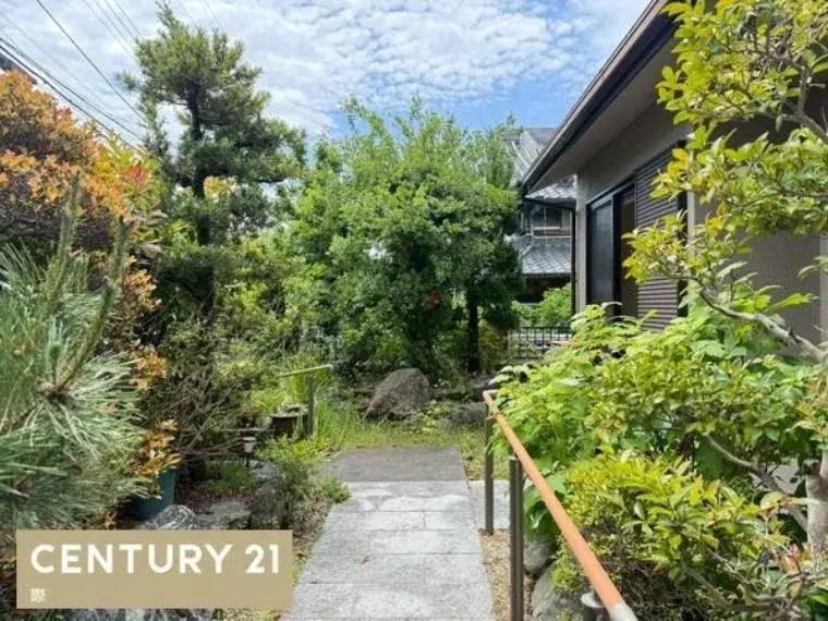 2LDK Property Iwade City Wakayama Prefecture (2)