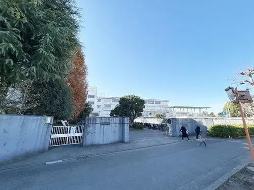 Недвижимость 4LDK Fuchu City Tokyo (8)