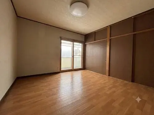 10DDKK Propriété
Koda-cho, Nukata-gun
Préfecture d'Aichi (7)