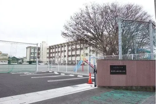 5LDK房产
丹羽郡扶桑町
爱知县 (19)