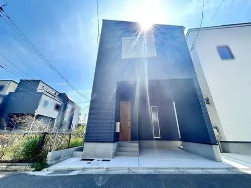 Akiya in 吹田市
