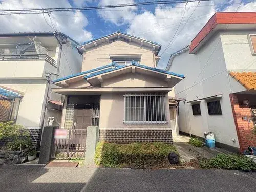 Akiya in Osaka