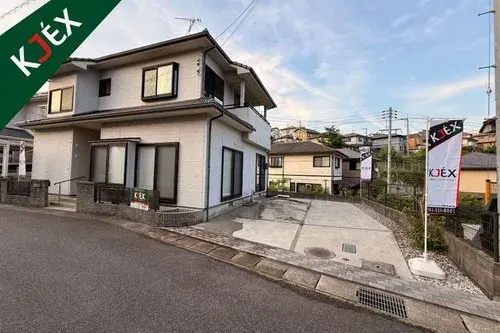 3LDK+S Kure City Hiroshima Prefecture (2)