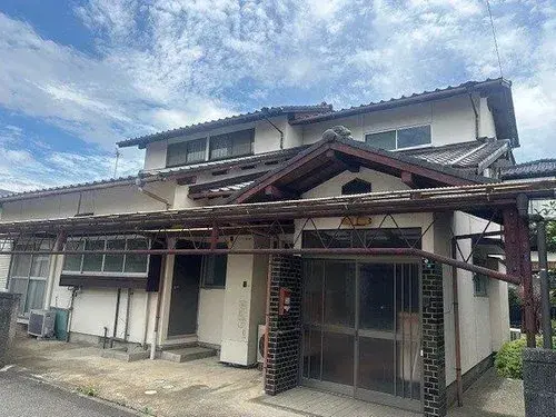 Akiya in Saga