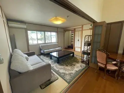 7LDK+S Property Isahaya City Nagasaki Prefecture (8)