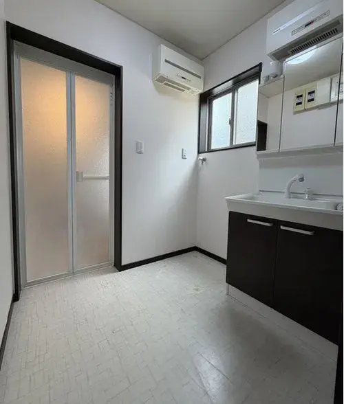 Miyazaki Prefecture Hyuga City 4LDK Property (9)