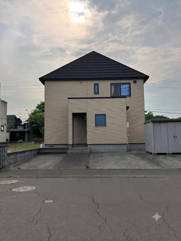 Akiya in Hokkaido