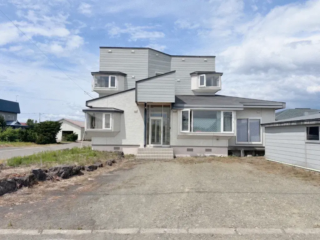 Hokkaido Yuni-cho 5LDK Property (2)