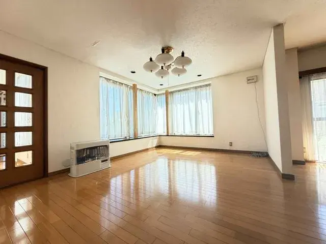 5SLDK Property Ebetsu City Hokkaido (3)