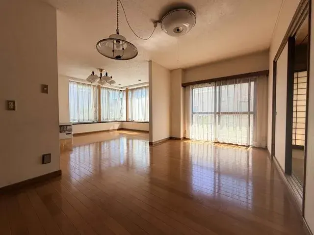 5SLDK Property Ebetsu City Hokkaido (5)