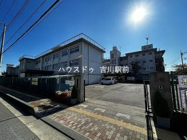 3LDK Property in Misato City, Saitama Prefecture (6)