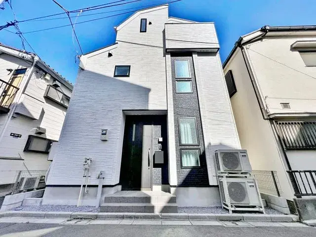 Akiya in Tokyo