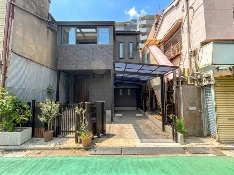 Akiya in Tokyo