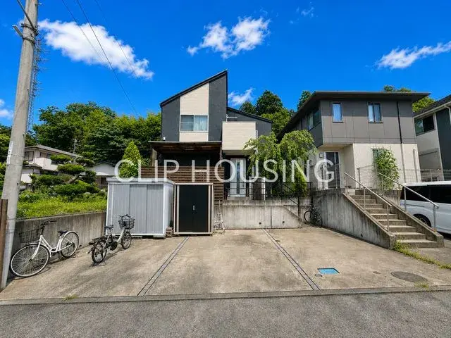 Akiya in 秦野市