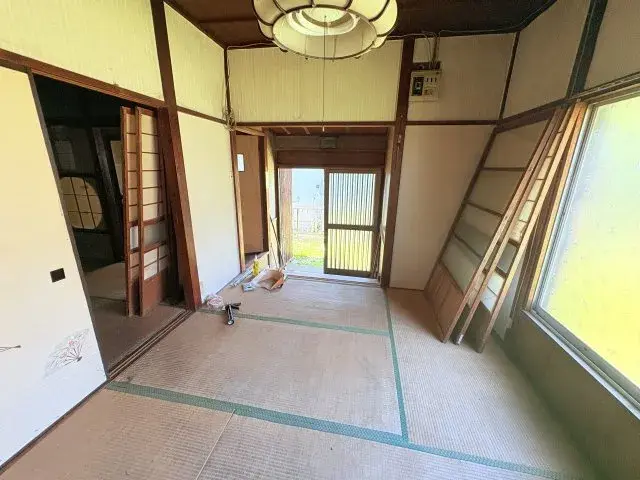 Slide 9