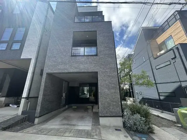 Akiya in Kanagawa
