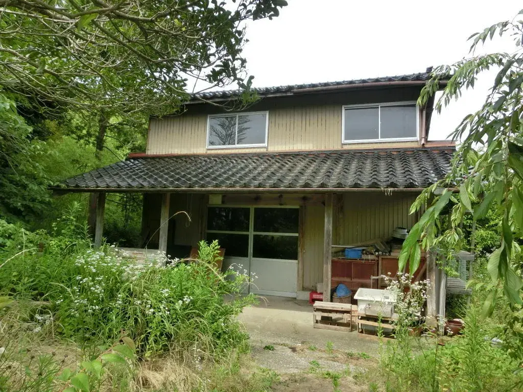 8DK Property Sado City Niigata Prefecture (3)