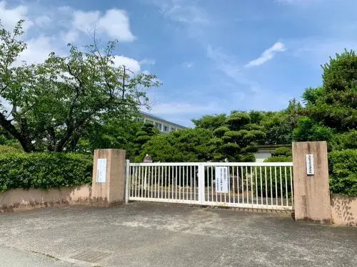 Propriété 5LDK
Ville de Hamamatsu
Arrondissement de Chuo
Préfecture de Shizuoka (5)