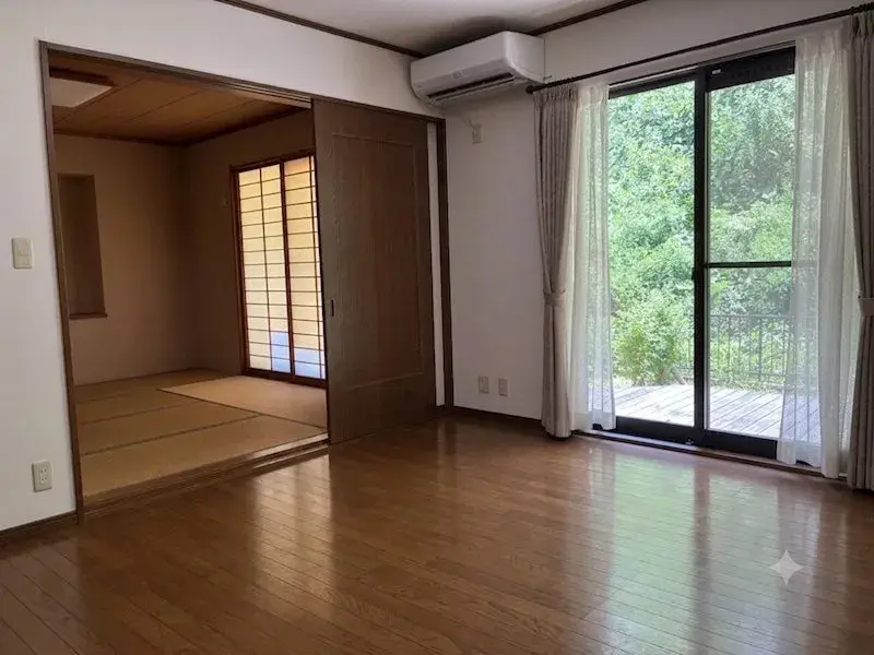 4LDK Yokkaichi City Mie Prefecture Property (11)