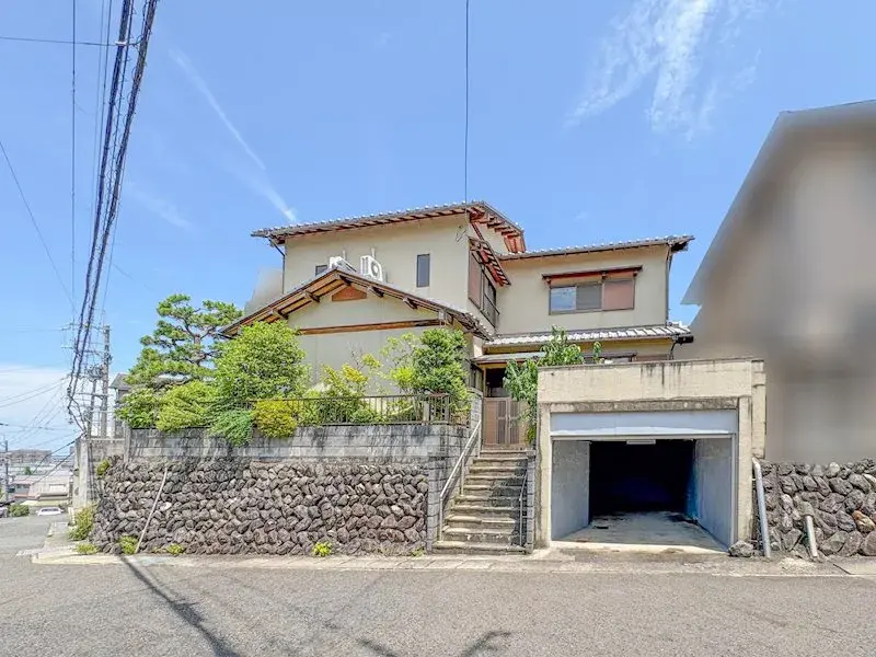 Akiya in Shiga