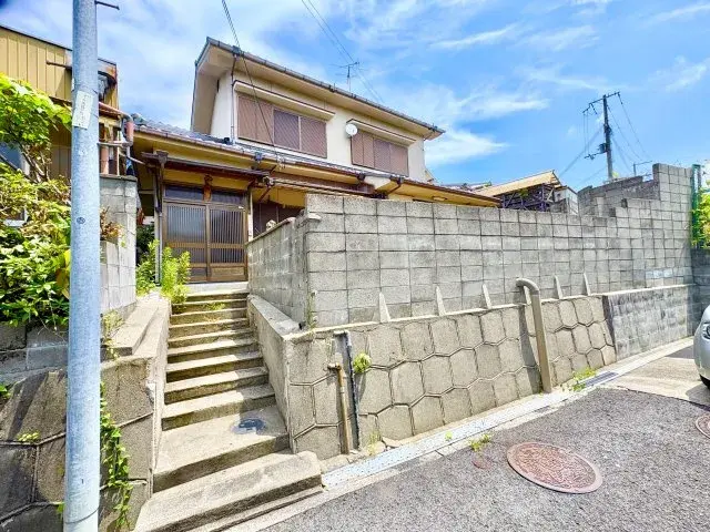 Akiya in Osaka